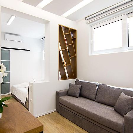 Brand New Flat For 4 Ppl Next To Syntagma Sq. Apartment Athens Luaran gambar