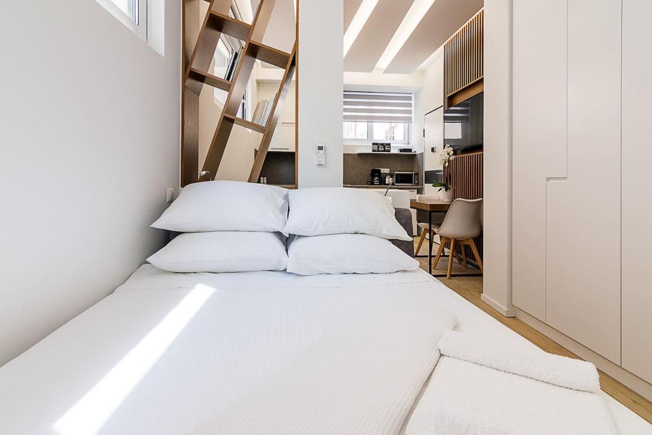 Brand New Flat For 4 Ppl Next To Syntagma Sq. Apartment Athens Luaran gambar