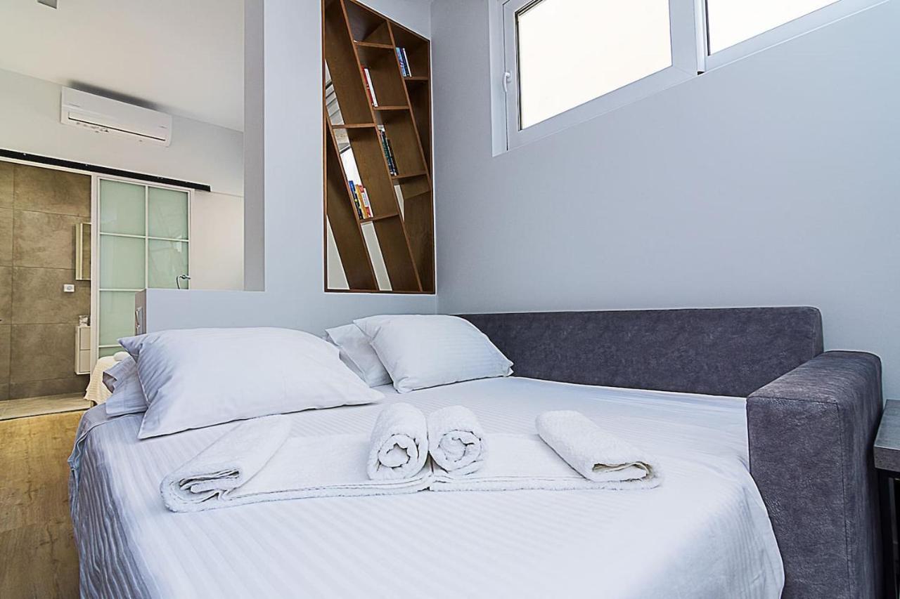 Brand New Flat For 4 Ppl Next To Syntagma Sq. Apartment Athens Luaran gambar