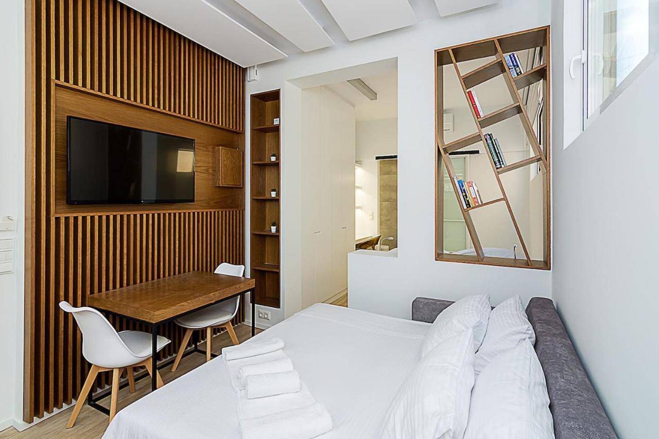 Brand New Flat For 4 Ppl Next To Syntagma Sq. Apartment Athens Luaran gambar
